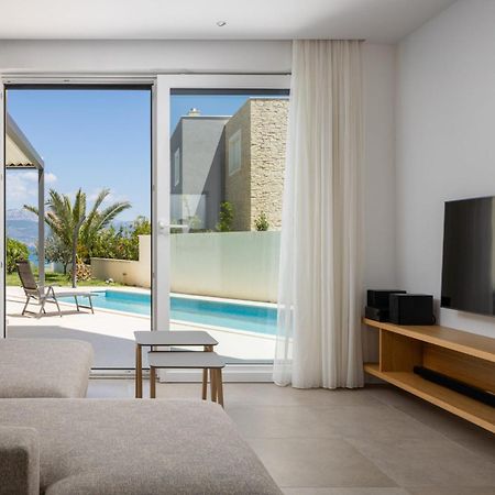 Acadia Beach Villas & Apartments Slatine Luaran gambar