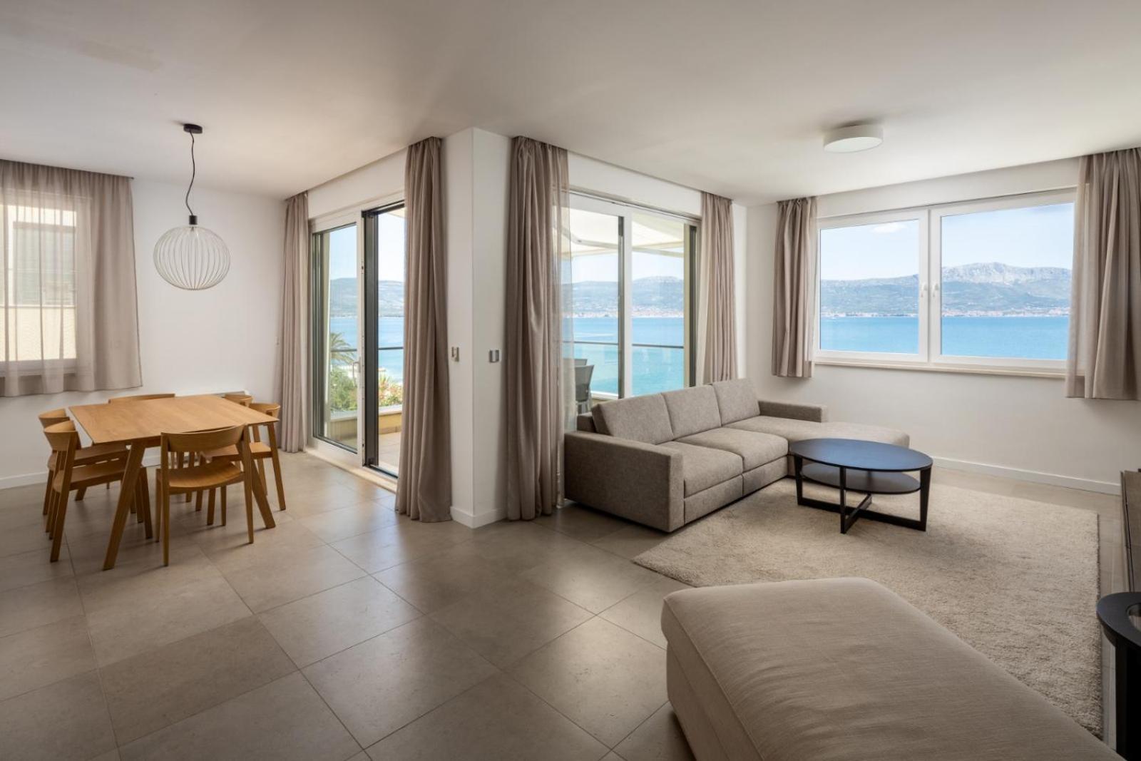 Acadia Beach Villas & Apartments Slatine Luaran gambar